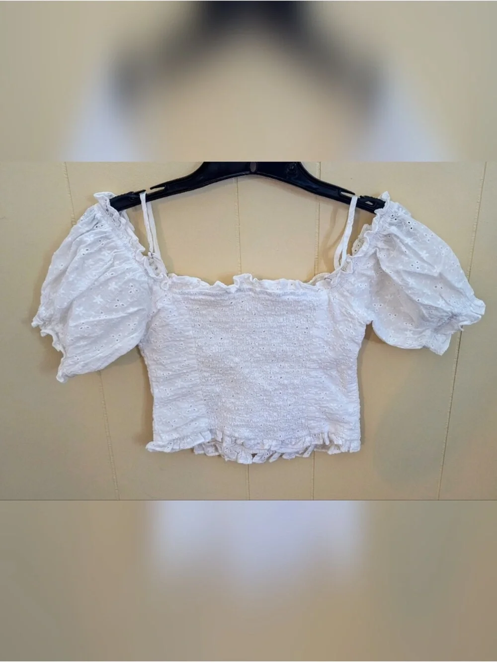 Astr charming white